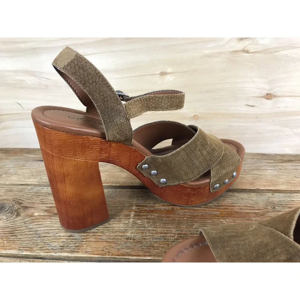 LUCKY BRAND 70s Look Studded Block Heel Sandal Suede Ankle Strap US 10 M EUR 40